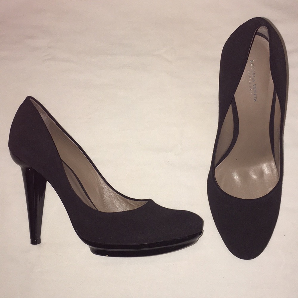 Bottega Veneta black suede pumps